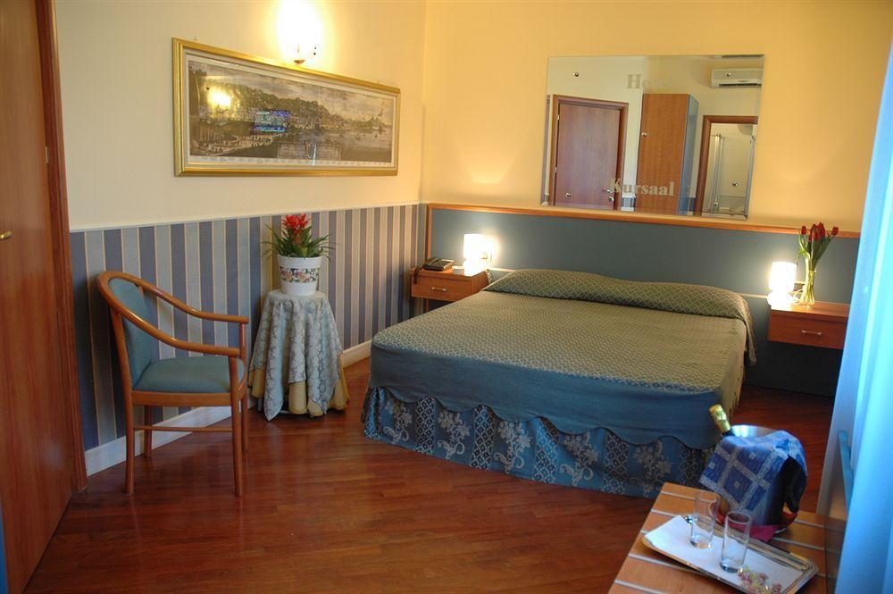Hotel Kursaal Napoli Eksteriør bilde